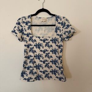 Sézane Blue Floral Short Sleeve Top